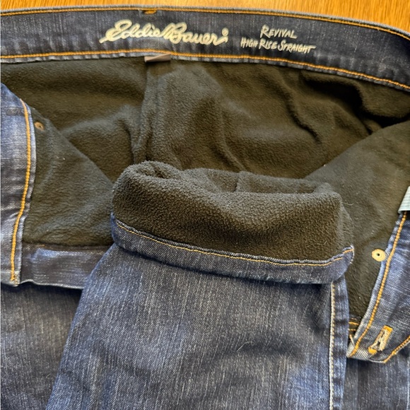 Eddie Bauer - woman’s fleece-lined jeans - Picture 7 of 7